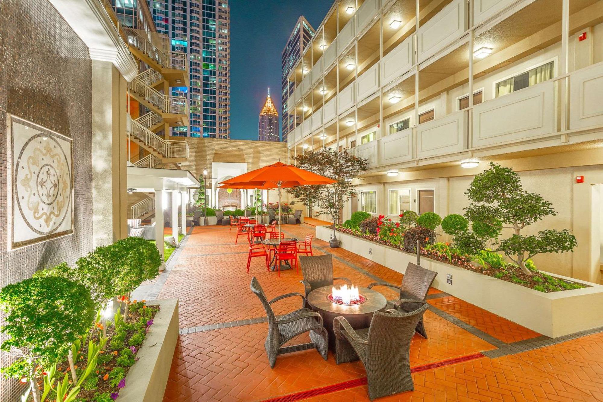 Inn At The Peachtrees, Ascend Hotel Collection Atlanta Exterior photo