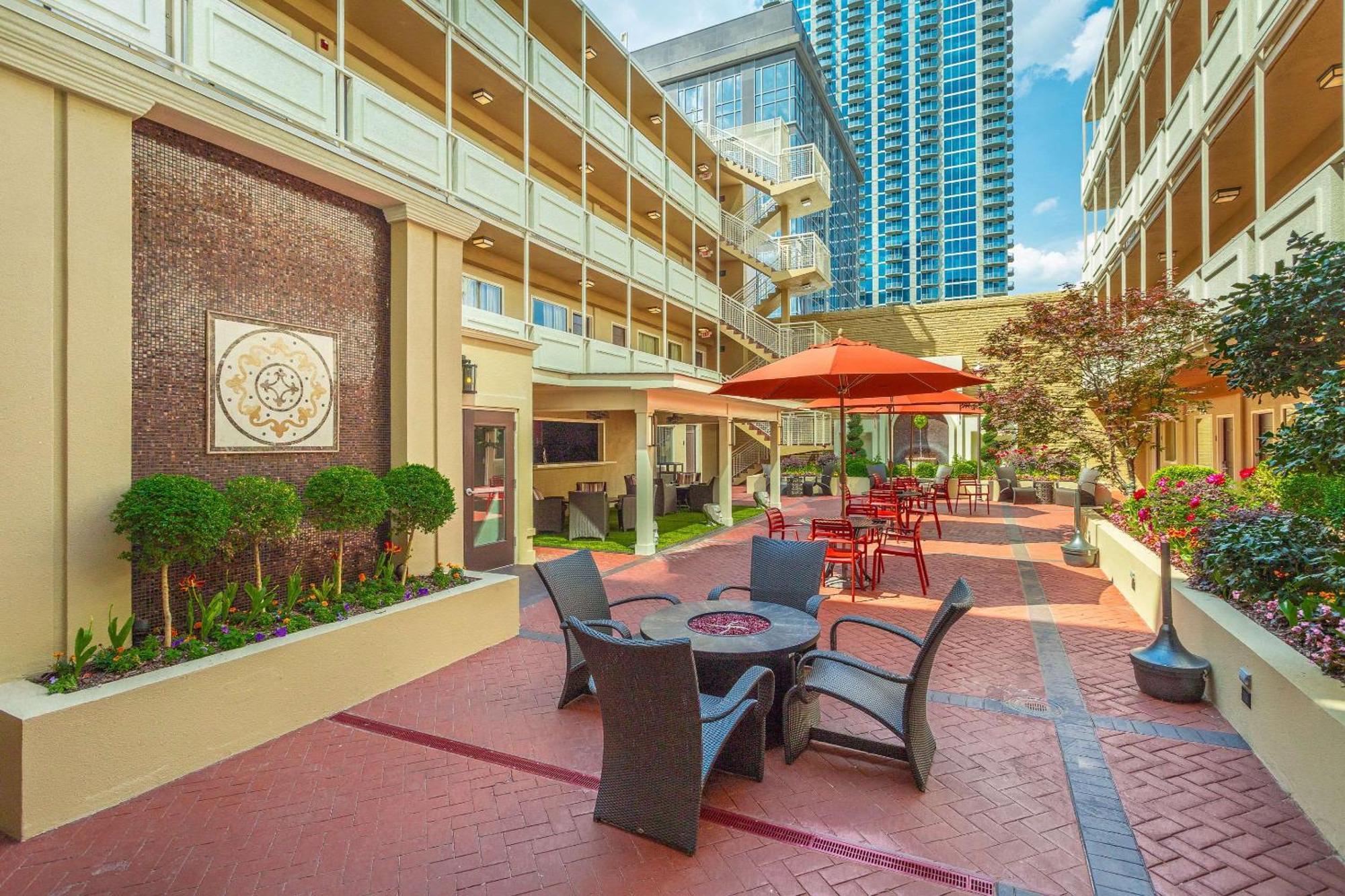 Inn At The Peachtrees, Ascend Hotel Collection Atlanta Exterior photo