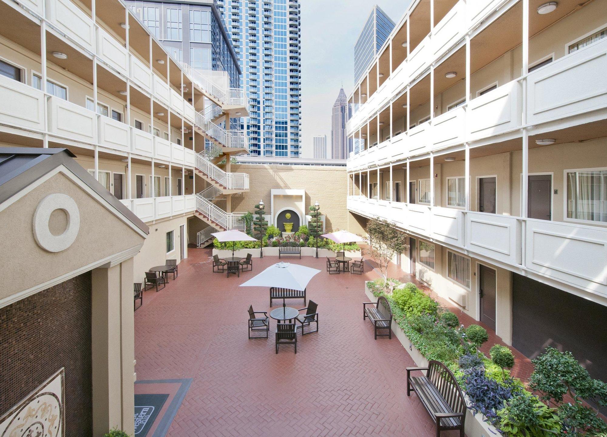 Inn At The Peachtrees, Ascend Hotel Collection Atlanta Exterior photo
